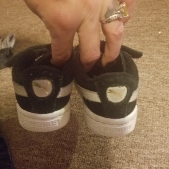 Puma size 6 toddler in perfect condition - Picture 3 of 3